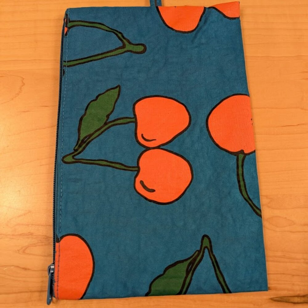BAGGU Cherry Pouch